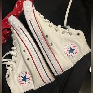 White high top Converse Size 7.5